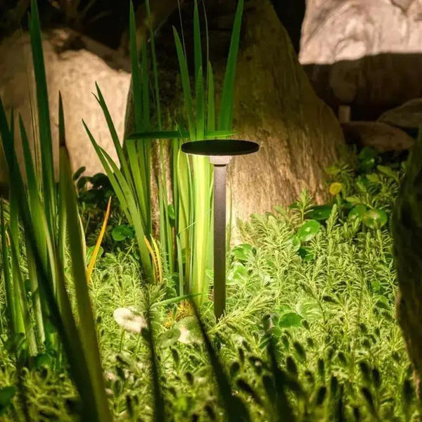 Staande prikspot | Tuinverlichting 12V | Plug and Play | IP54 | Warm/wit Livolo Nederland B.V.