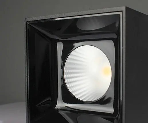 Opbouwspot | Zwart | 2 | Deluxe LED | Vierkant Livolo Nederland B.V.