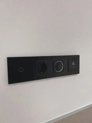 Zwart 4-voudig Livolo afdekraam met schakelaar, stopcontact, speaker en thermostaat