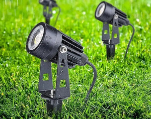Complete Tuinspot Set | Tuinverlichting 12V | Plug and Play | 1 Tuinspot | Warm/wit Livolo Nederland B.V.