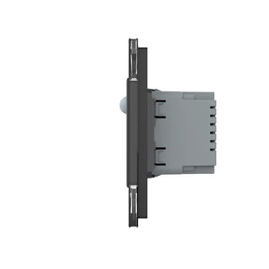 Zwarte wandcontactdoos met aardpen en sensor van Livolo voor automatische gangverlichting