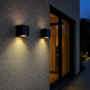 tuinverlichting-voor-wand-sfeerverlichting-in-de-tuin-luxe-design